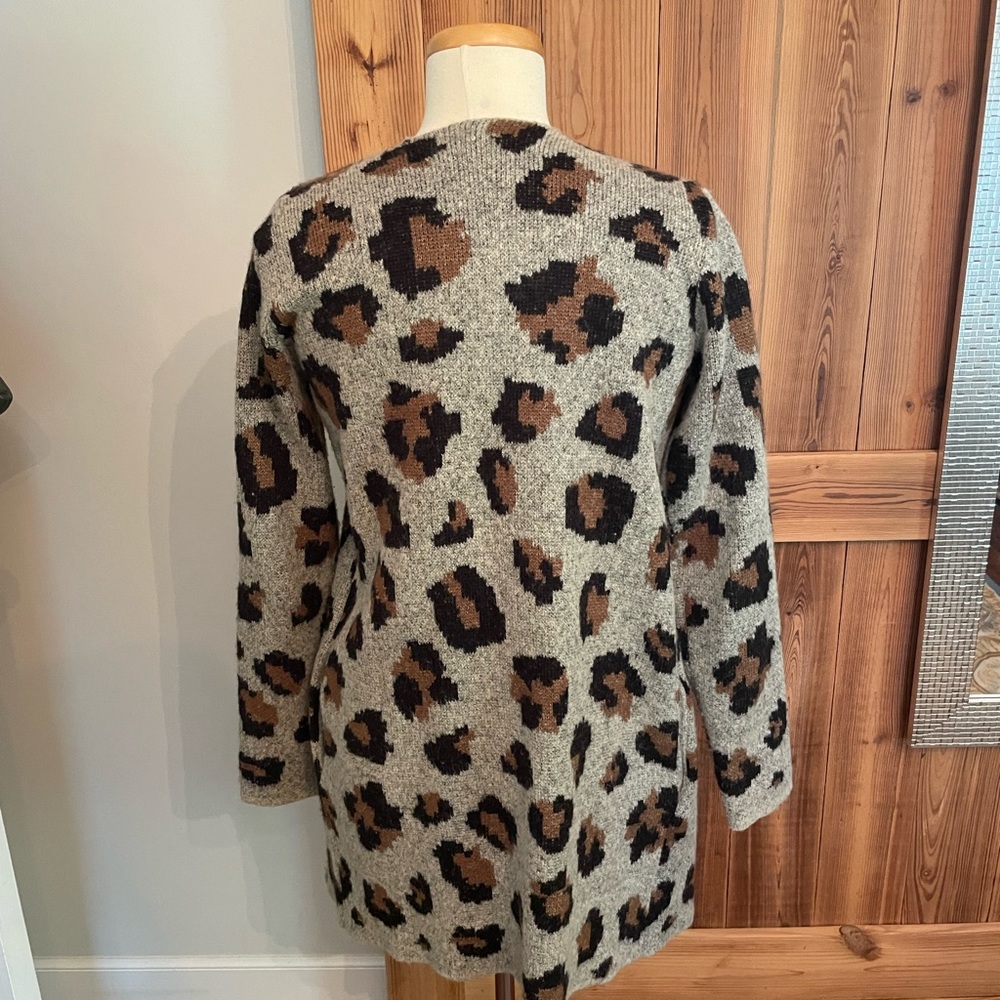 Leopard Print Cardigan - Picture 5 of 7